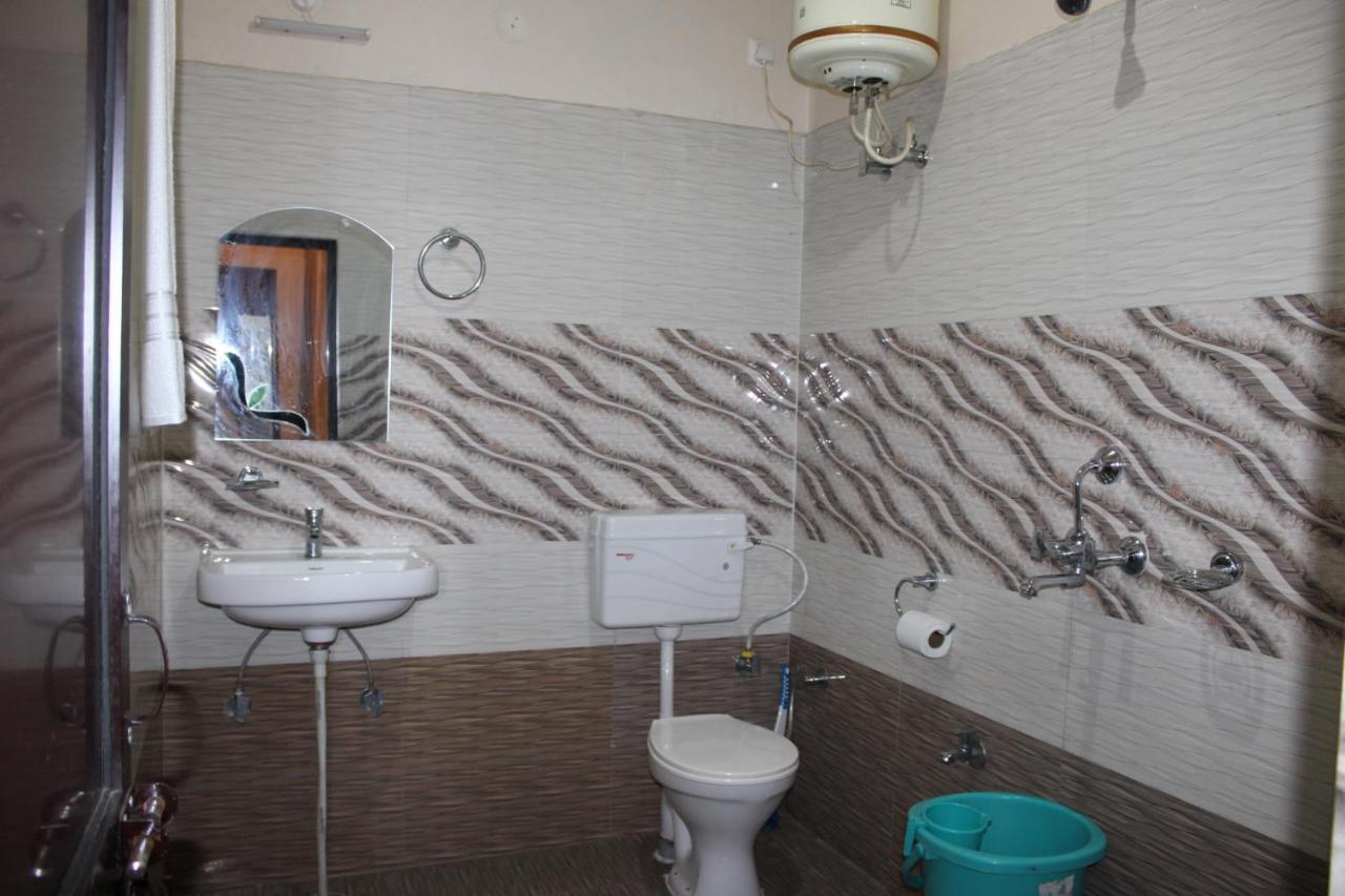 Aditya Homestay Bir-Billing Surrounded By Mountains Extérieur photo