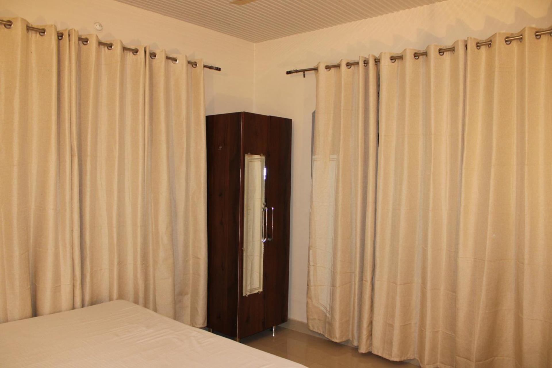 Aditya Homestay Bir-Billing Surrounded By Mountains Extérieur photo