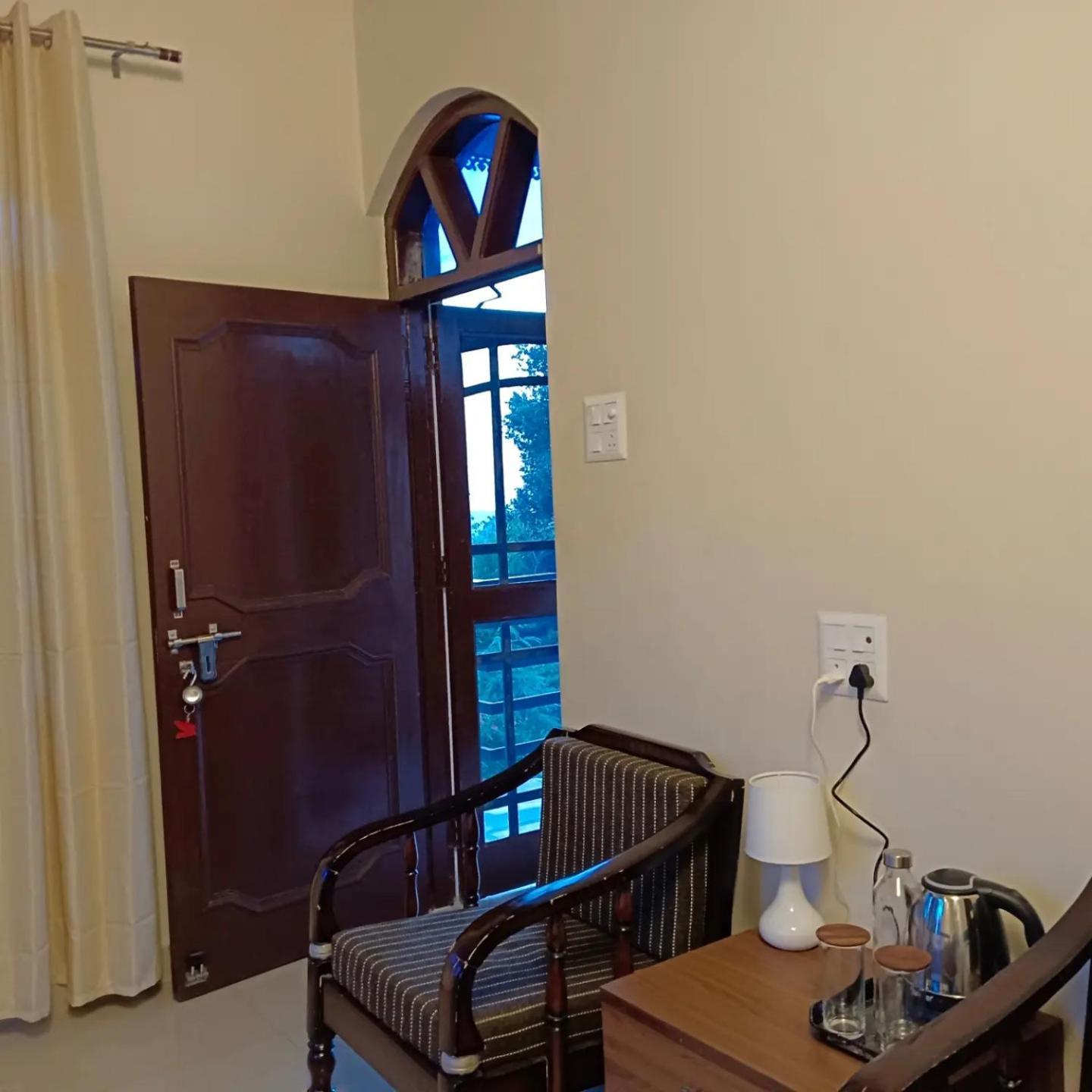 Aditya Homestay Bir-Billing Surrounded By Mountains Extérieur photo
