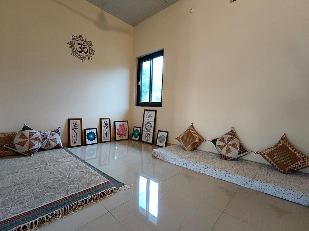 Aditya Homestay Bir-Billing Surrounded By Mountains Extérieur photo